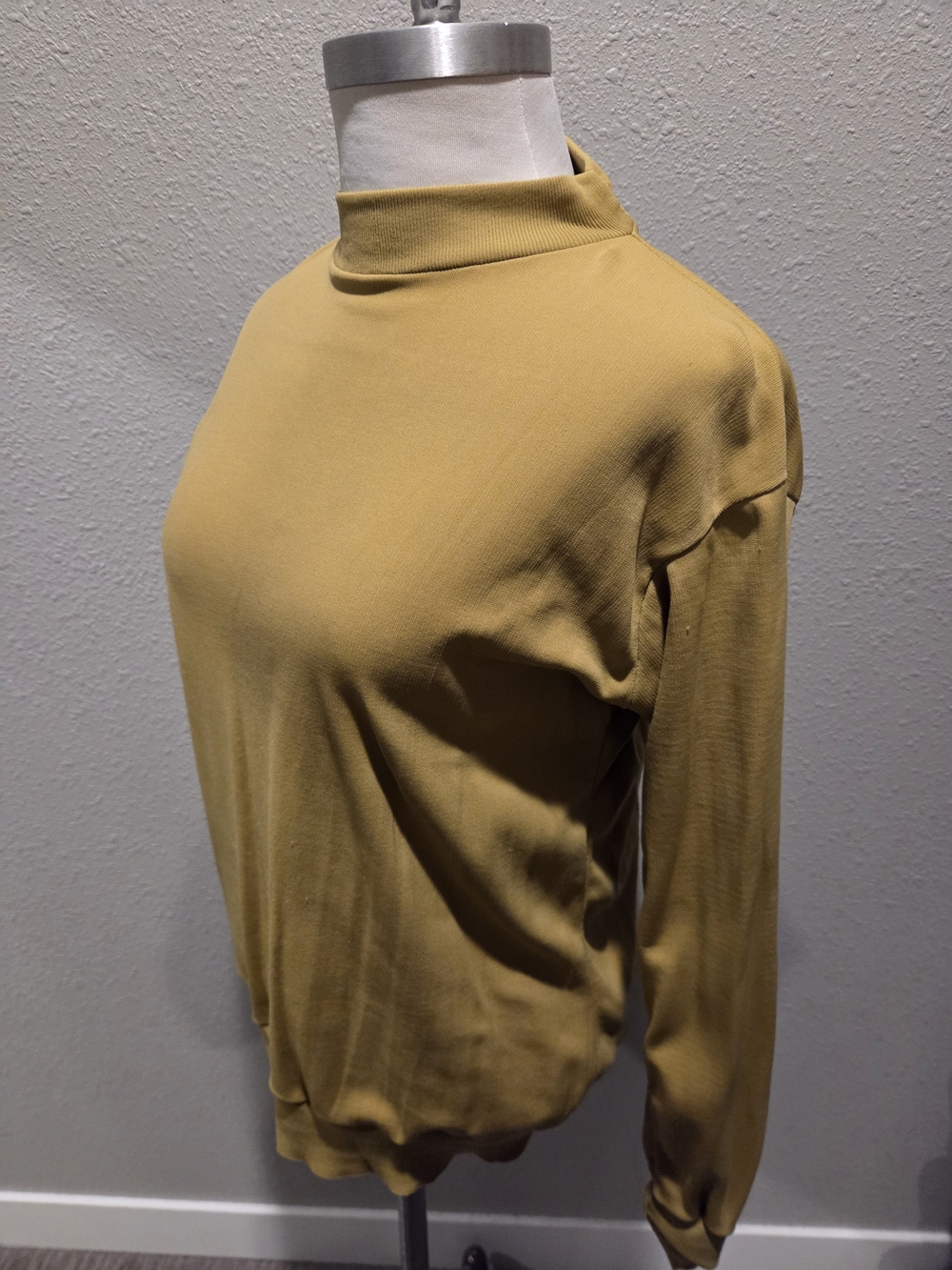 Vintage 60s 70s Long Sleeve Mustard Turtleneck Shirt